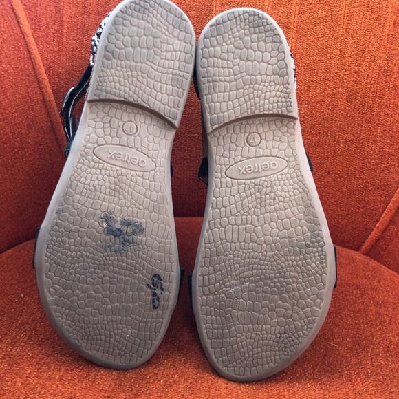 Aetrex Womens Brenda Sandals size 7 ES600W Black Tan Beaded Flat Adjustable - Picture 8 of 11